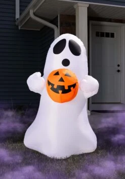 Halloween Ghost With Pumpkin Inflatable Decoration